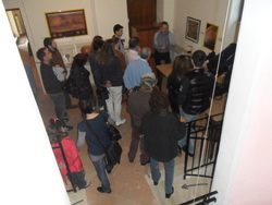 Visitatori nella sala dei pianetini terrestri durante l'apertura pubblica del 9 aprile 2011