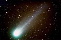 Cometa Hyakutake ripresa da Luciano Quaglietti la notte del 25/03/96 da S. Giovanni in Tuscia (VT), su pellicola Kodak Panther EPH 1600 Iso e posa 8 minuti.