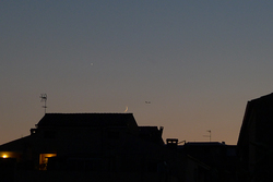 Luna, Venere, Giove (debolissimo) e... un intruso!