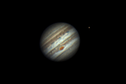 Giove in Opposizione, autore, Sofra Franco, data di ripresa il 05-05-2017 ore 21,55, luogo di ripresa ROMA-EUR, telescopio MAIDE LX 200 - camera di ripresa DFK 21AU618 AS somma di 300 fot. su 1000, elaborazione IRIS e Photoshop