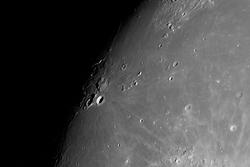 Ripresa dei crateri Erodoto e Aristarco sulla Luna. Riprese effettuate con una Canon EOS 350D su riflettore Vixen VMC200;  pose di 1/1000 a 800 ISO. Foto di Bruno Pulcinelli.